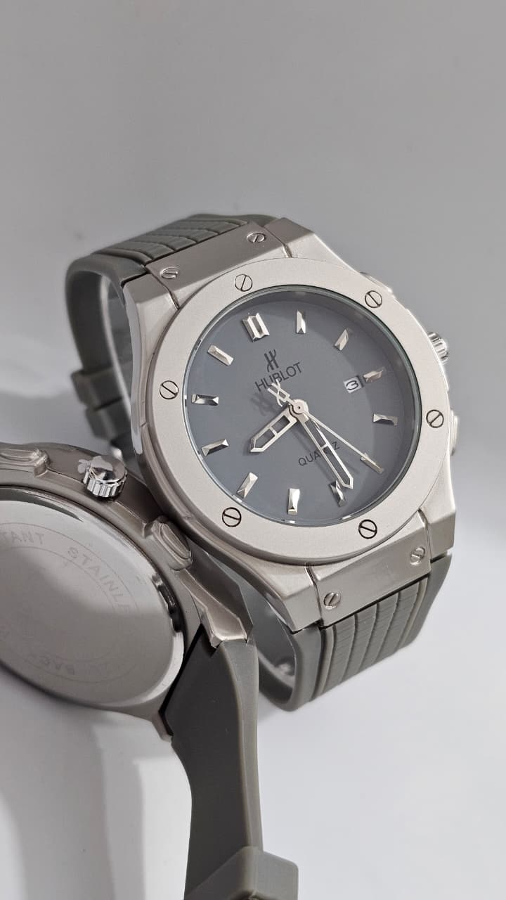 Hublot Classic Fusion – Kişi Saatı – Qara/Qızılı