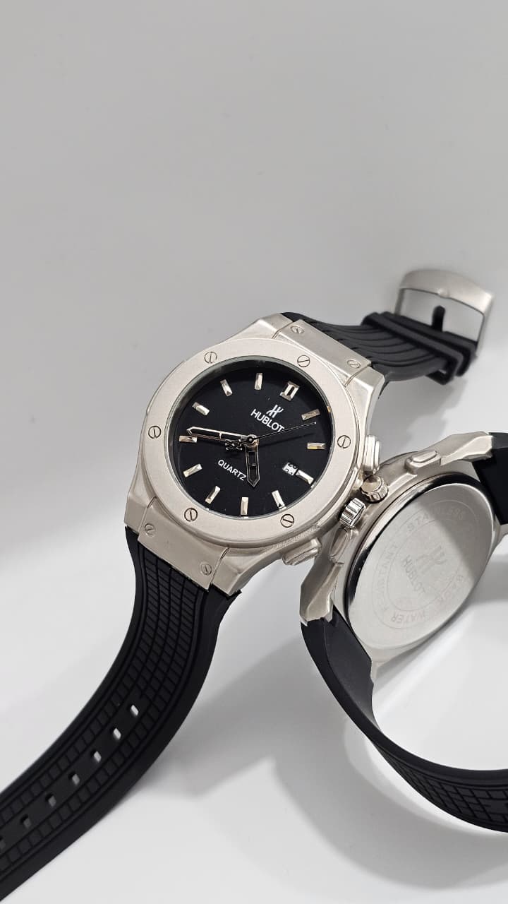 Hublot Classic Fusion – Kişi Saatı – Qara/Qızılı